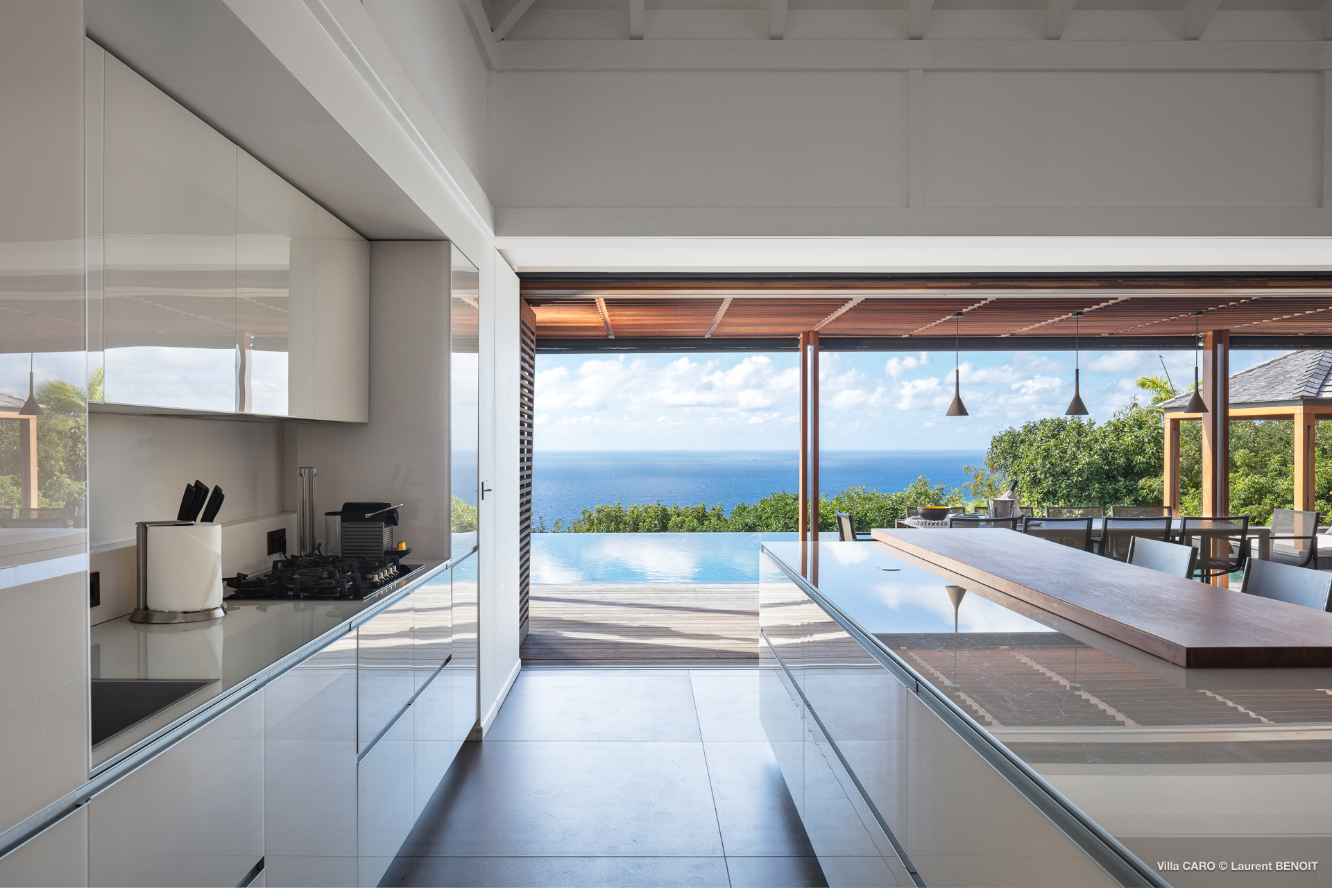 Villa Caro indoor outdoor living